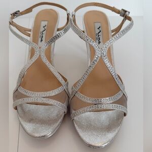 Nina Silver Shimmering Strappy Elegent Heels Size 8 1/2